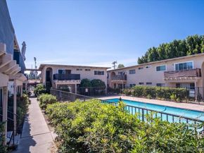 4281 Lowell St 24, La Mesa CA 91941