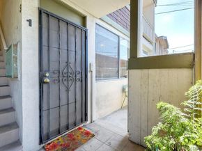 3063 Barnard 1, San Diego CA 92110