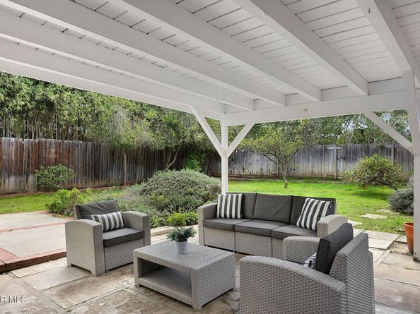 18020 Collins Street, Encino CA 91316