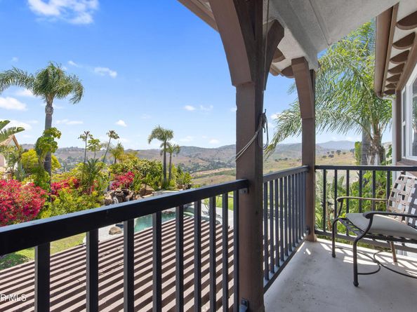 5704 Lyon Court, Calabasas CA 91302