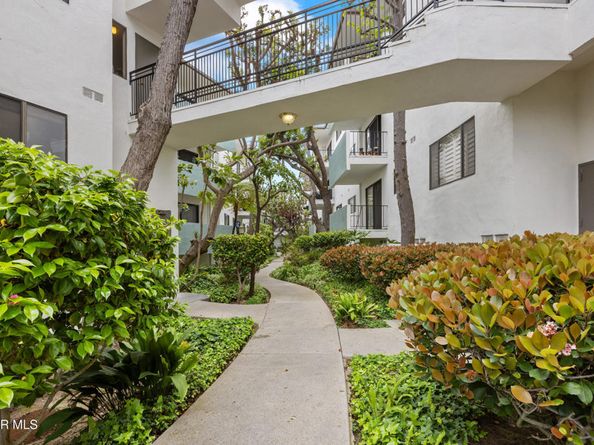 5000 S Centinela Avenue 109, Los Angeles CA 90066