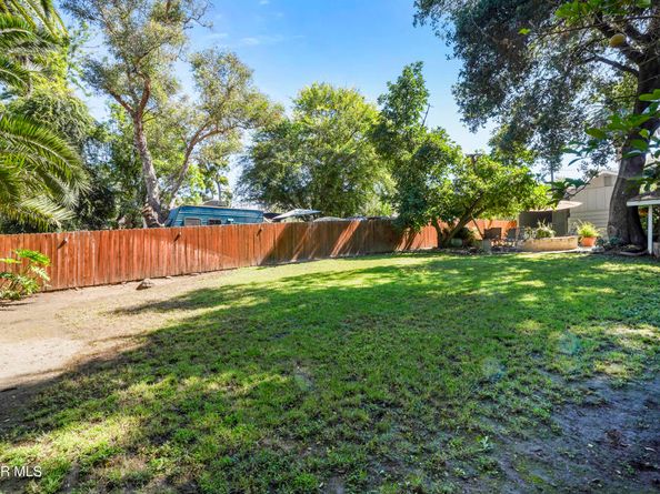 1657 Navarro Avenue, Pasadena CA 91103