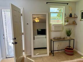 11017 Tiara Street, North Hollywood CA 91601