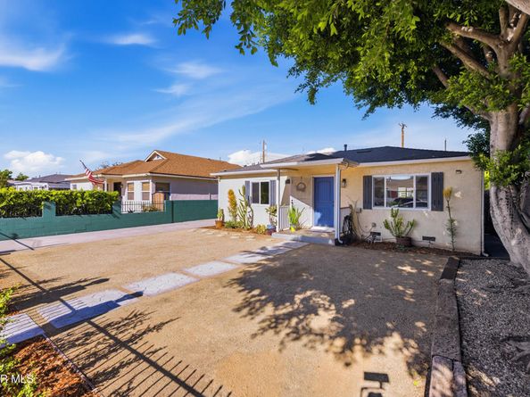 11017 Tiara Street, North Hollywood CA 91601