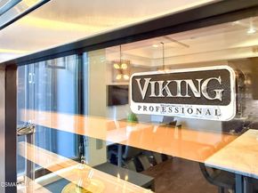 6930 Woodrow Wilson Drive, Los Angeles CA 90068