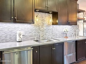 6930 Woodrow Wilson Drive, Los Angeles CA 90068