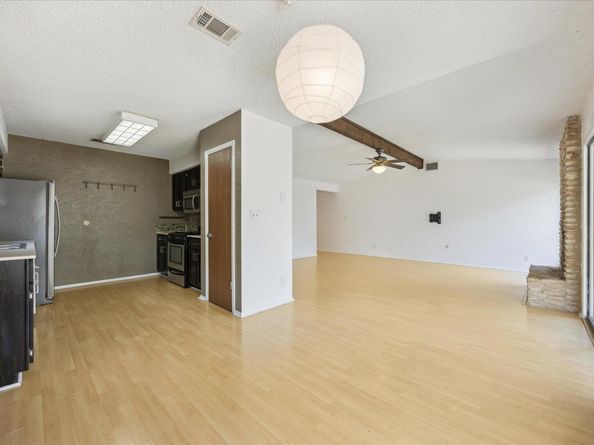4910 Wing RD, Austin TX 78749