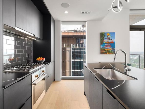44 East Ave 2907, Austin TX 78701