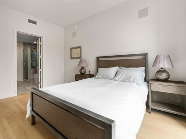 44 East Ave 2907, Austin TX 78701