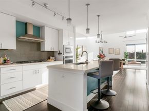 2612 W 12th ST 303, Austin TX 78703