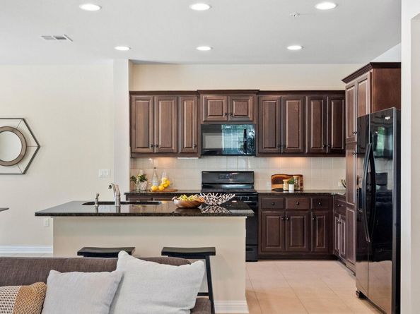 6814 E Riverside DR 35, Austin TX 78741