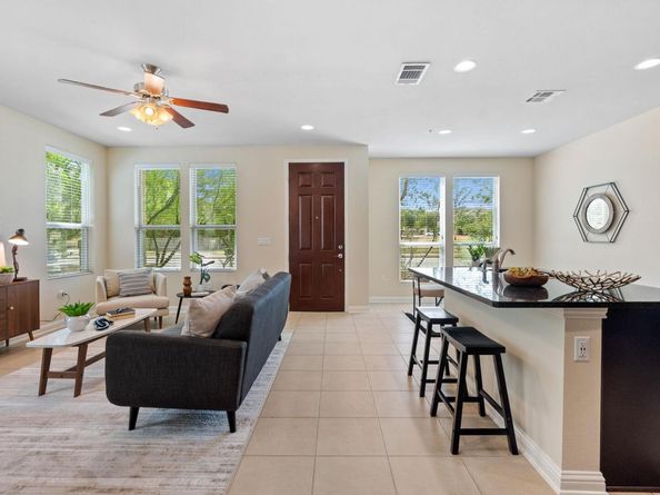 6814 E Riverside DR 35, Austin TX 78741