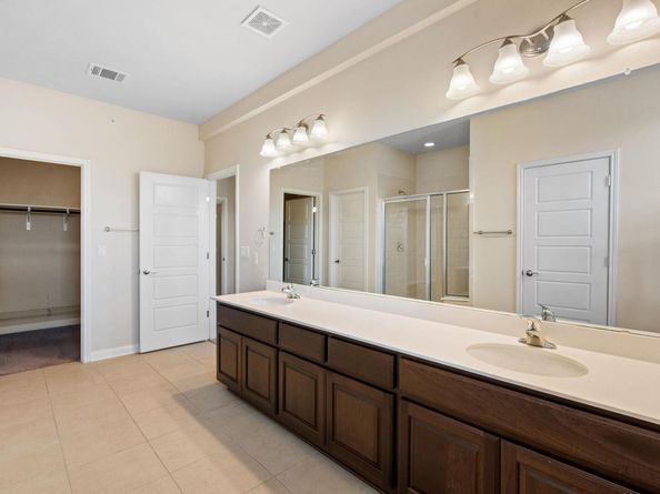 6814 E Riverside DR 35, Austin TX 78741