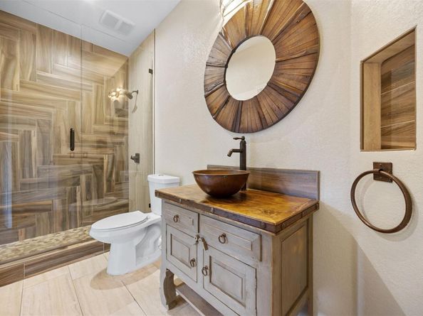 6000 Ironwood CV, Austin TX 78759