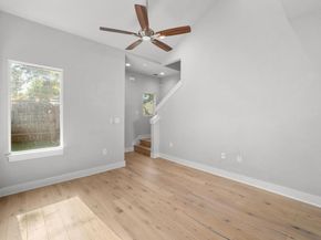 2209 Willow ST B, Austin TX 78702