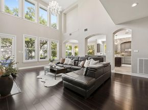 9808 Tree Bend CV, Austin TX 78750