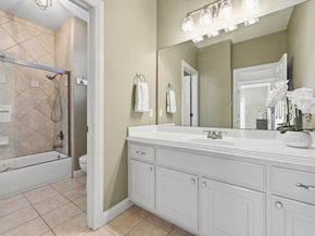 9808 Tree Bend CV, Austin TX 78750