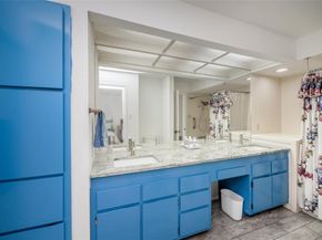 8200 Neely DR 202, Austin TX 78759