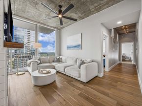 360 Nueces ST 3702, Austin TX 78701