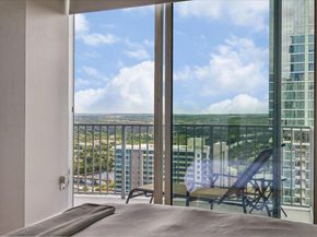 360 Nueces ST 3702, Austin TX 78701