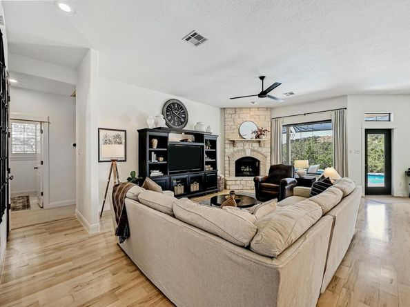 5008 Timothy CIR, Austin TX 78734