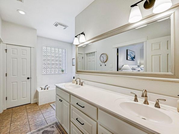 5008 Timothy CIR, Austin TX 78734