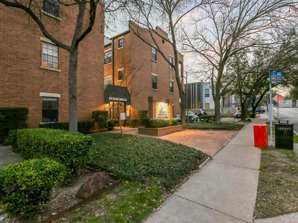 203 E 31st ST 104, Austin TX 78705
