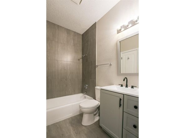 203 E 31st ST 104, Austin TX 78705