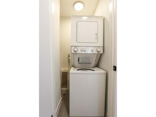 203 E 31st ST 104, Austin TX 78705