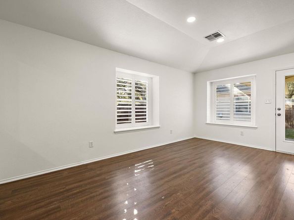 3211 Saint Genevieve DR, Leander TX 78641