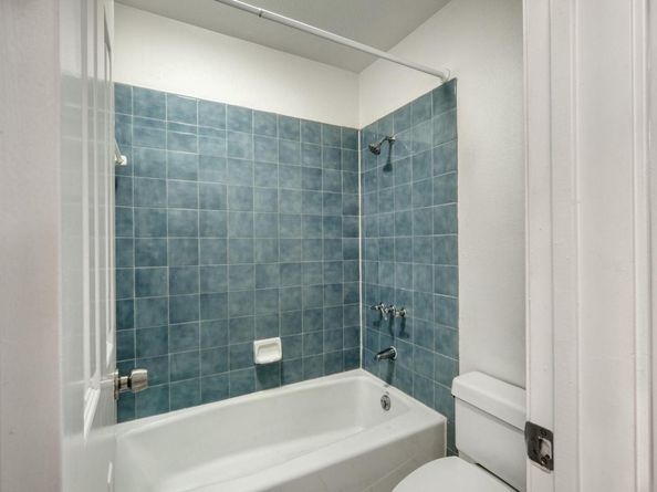 1741 Spyglass DR 1228, Austin TX 78746
