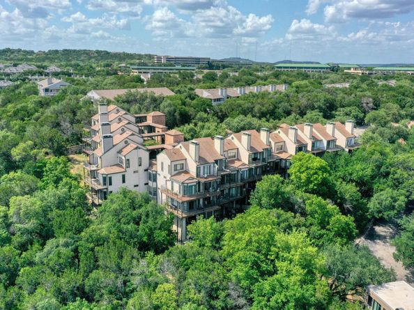1741 Spyglass DR 1228, Austin TX 78746