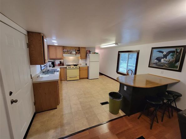 21401 Coyote TRL, Lago Vista TX 78645