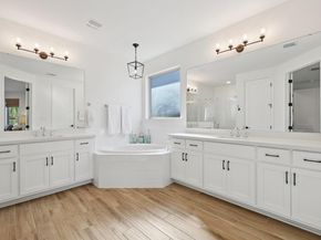 2913 Fallcrest BND, Leander TX 78641