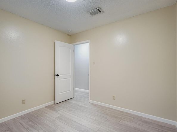 2204 Falcon Hill DR, Austin TX 78745