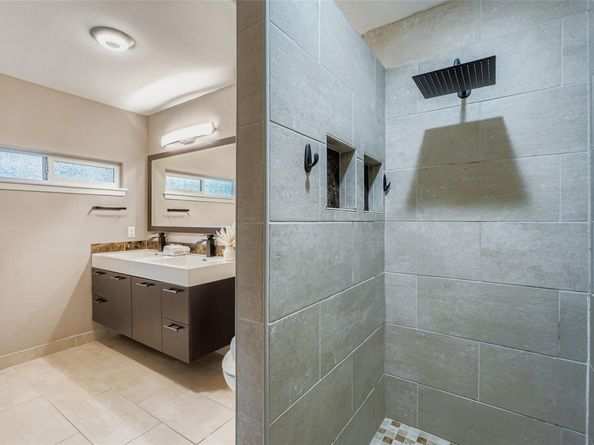 2204 Falcon Hill DR, Austin TX 78745