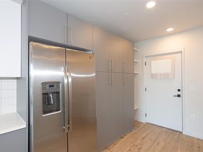 4004 Banister LN 208, Austin TX 78704
