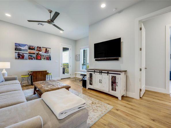 Undisclosed Address #8124073, Point Venture TX 78645