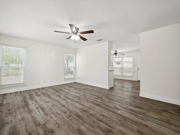109 Bryson BND, Liberty Hill TX 78642