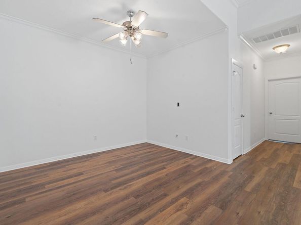 6801 Beckett RD 119R, Austin TX 78749