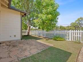 6801 Beckett RD 119R, Austin TX 78749