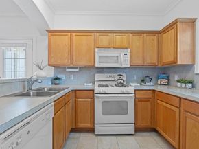 6801 Beckett RD 119R, Austin TX 78749