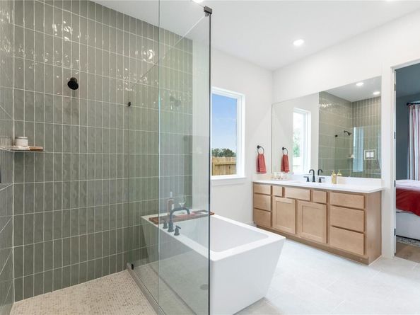 1604 Lilly Grace BND, Leander TX 78641
