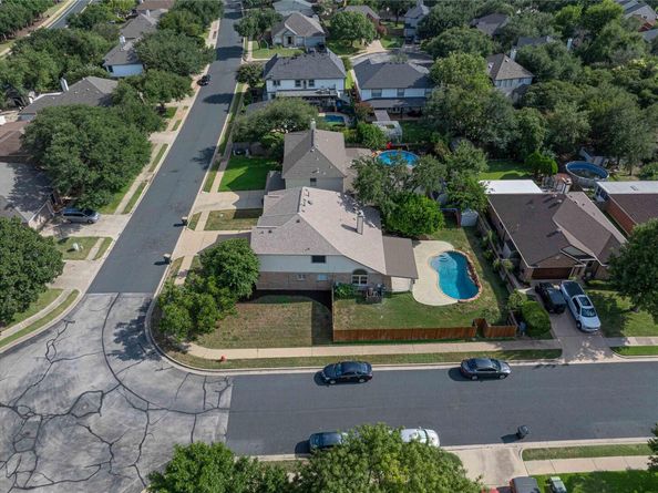16716 Spotted Eagle DR, Leander TX 78641