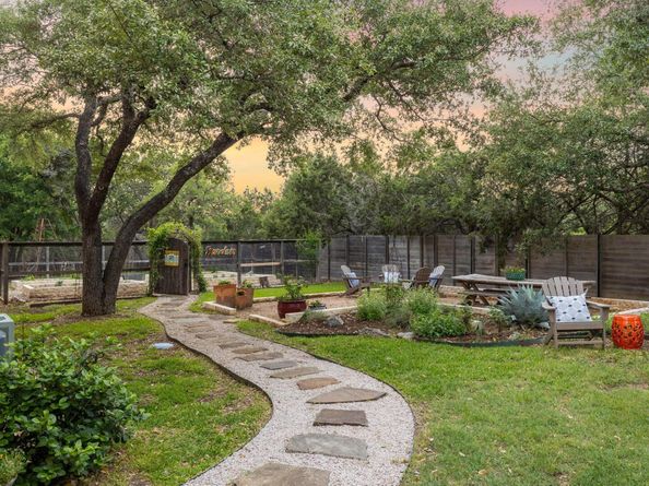 1350 Patterson RD, Austin TX 78733