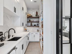 5819 Westslope DR, Austin TX 78731