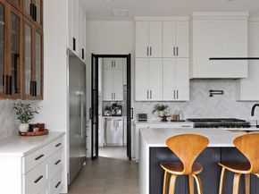 5819 Westslope DR, Austin TX 78731