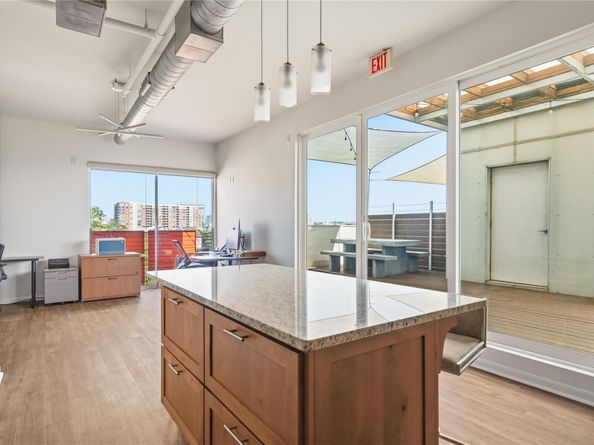1200 E 11th ST 402, Austin TX 78702