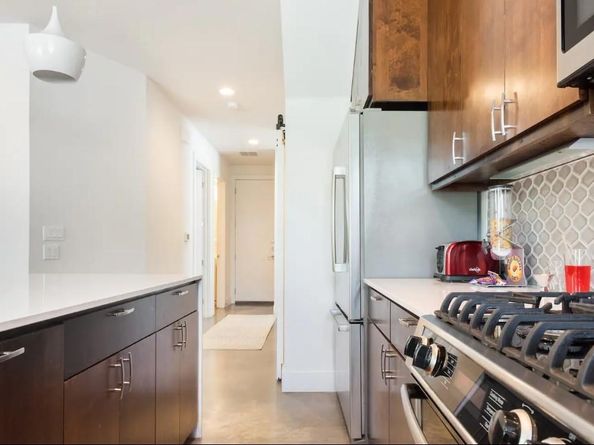 1103 E 12th ST, Austin TX 78702