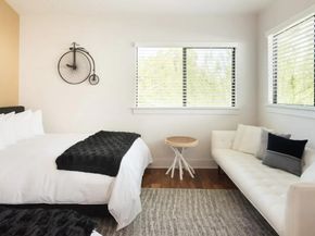 1103 E 12th ST, Austin TX 78702